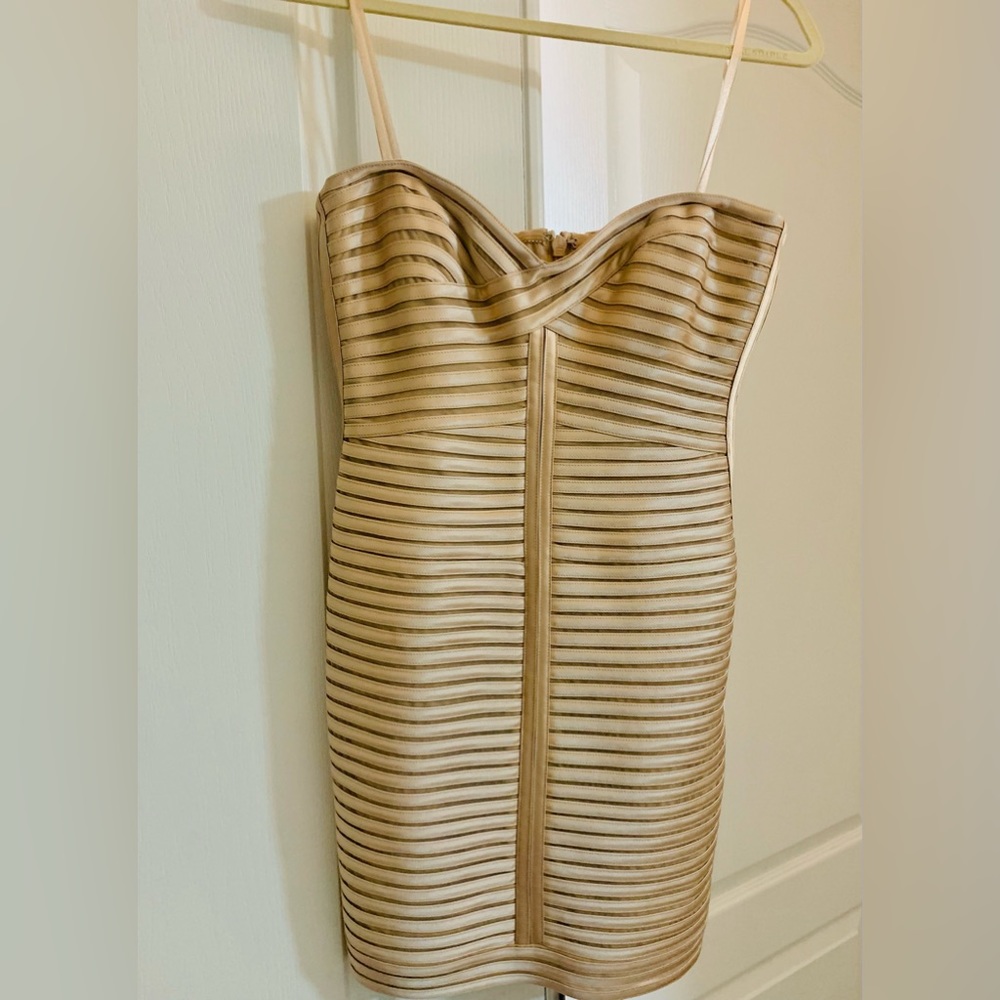 BCBG max azria banded cocktail dress. Holiday party perfection!